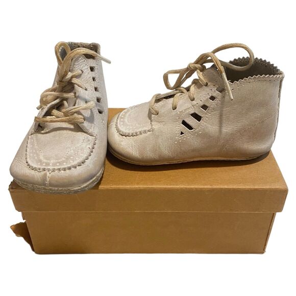 Vintage 1950s White Blucher Baby Shoes by JC Penny Co Leather Size 0 W/ Box - Picture 2 of 13